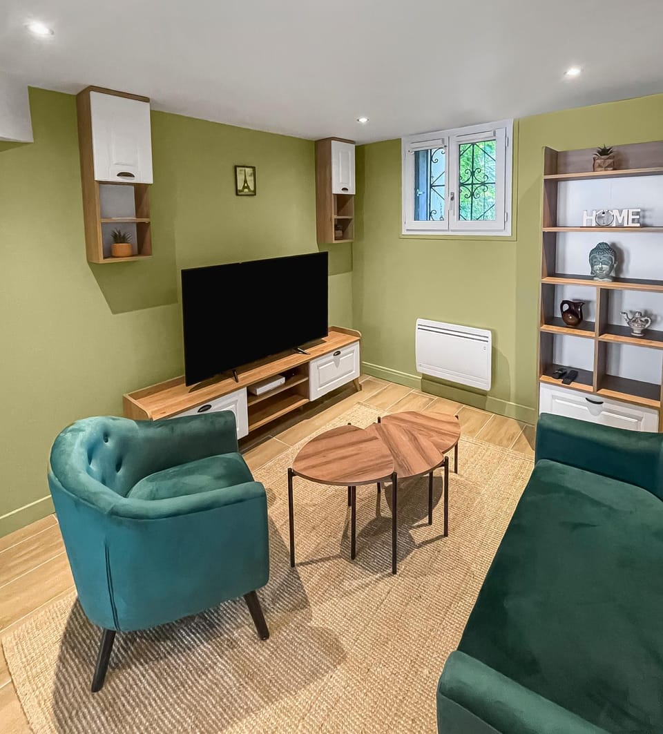 Maison 3 chambres 7 pers RER A, L Paris direct Apartment in Sartrouville