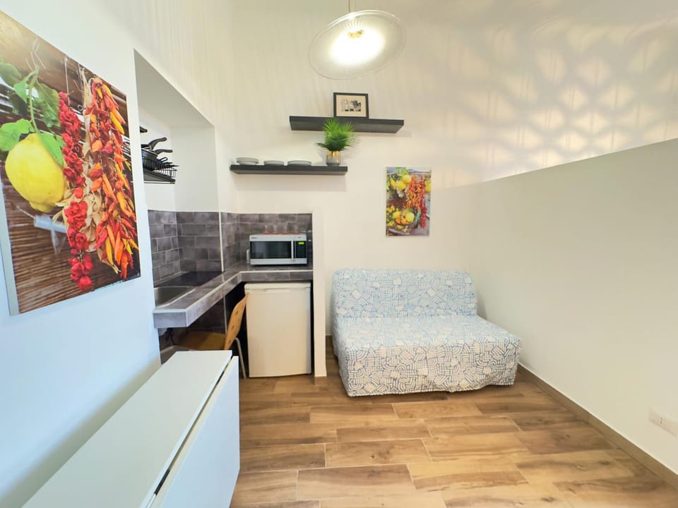 Kitchen or kitchenette, Living room, Other