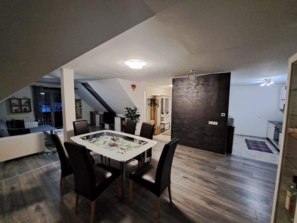 Kitchen or kitchenette, Living room, Dining area