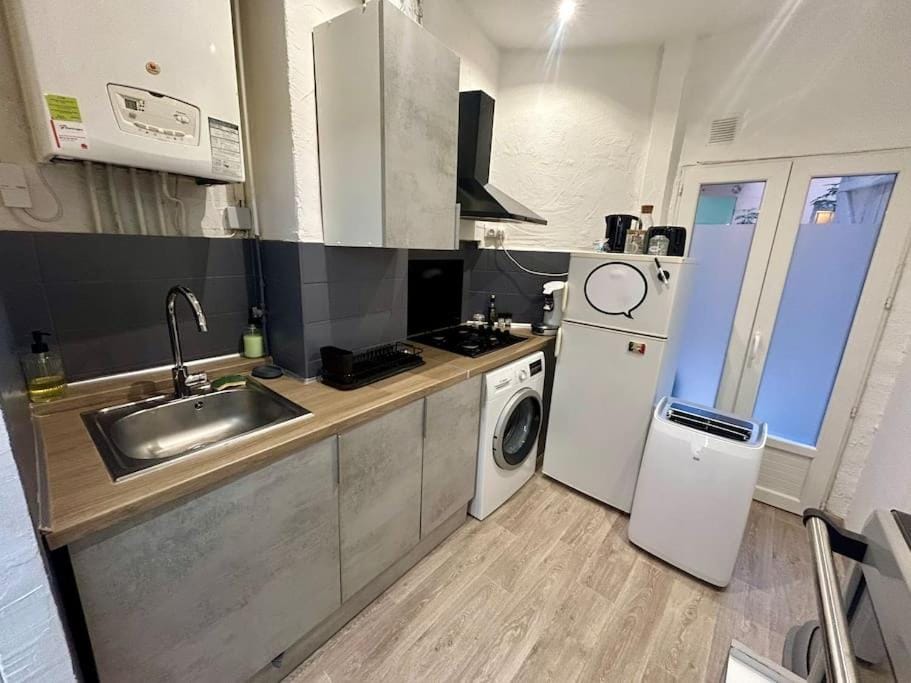Charmant studio mezzanine au cœur de Nice Apartment in Nice