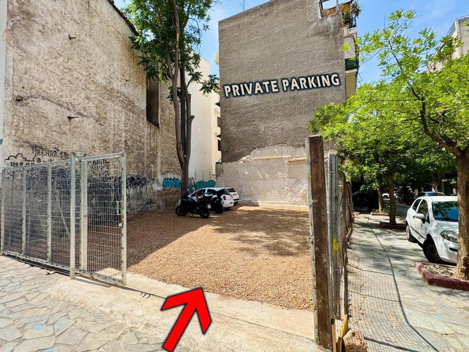 Kozy Koala Apartments, n12, near Monastiraki Apartment in Athens