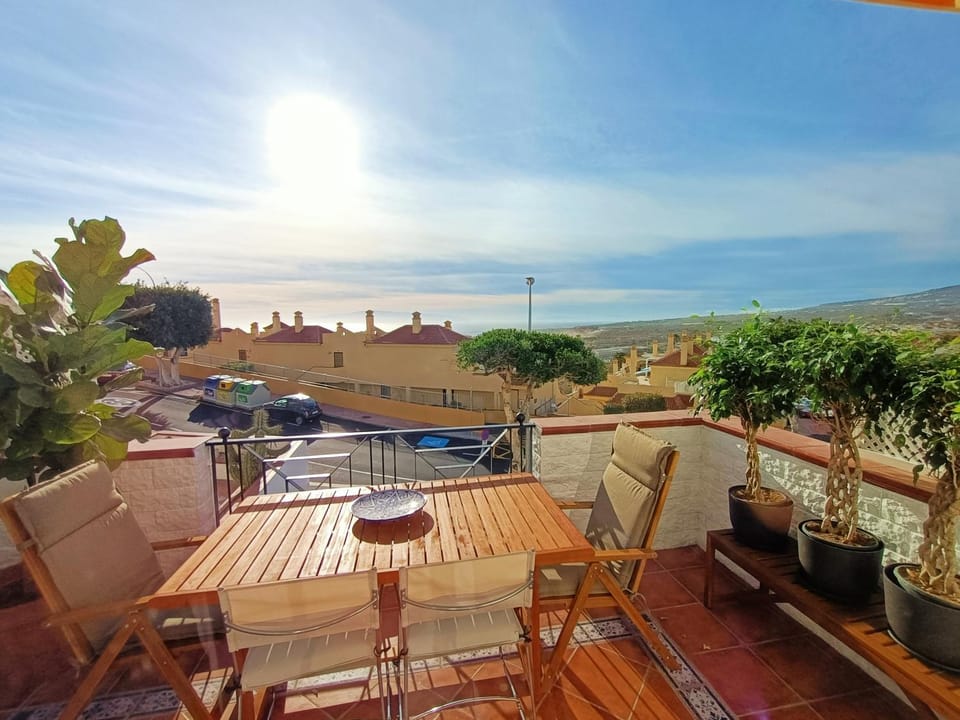 Balcony/Terrace, Mountain view, Sea view