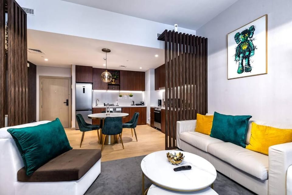 Goldbest La Mer - Luxury 1 bdr Apartment with Beachfront Pool Apartment in Dubai