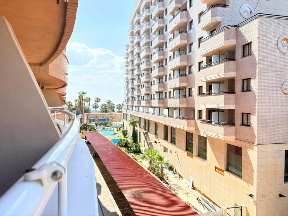 Property building, View (from property/room), Location