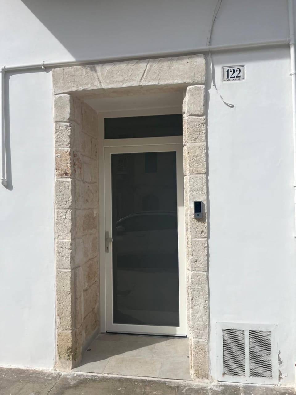 Facade/entrance