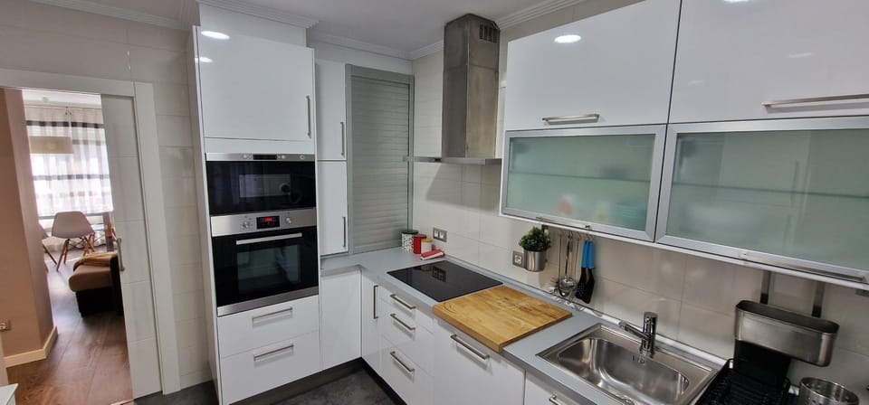 Kitchen or kitchenette, dishwasher, minibar, pet friendly, stove, toaster
