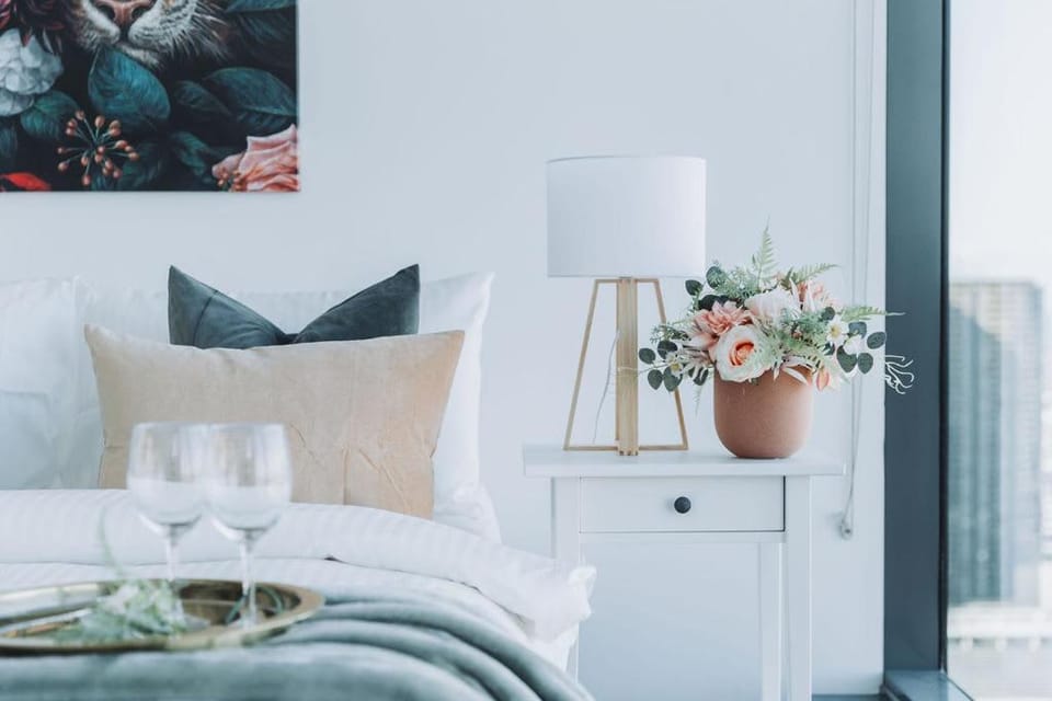 A Modern 2BR Apt with Harbour Views FREE Parking Apartment in Melbourne