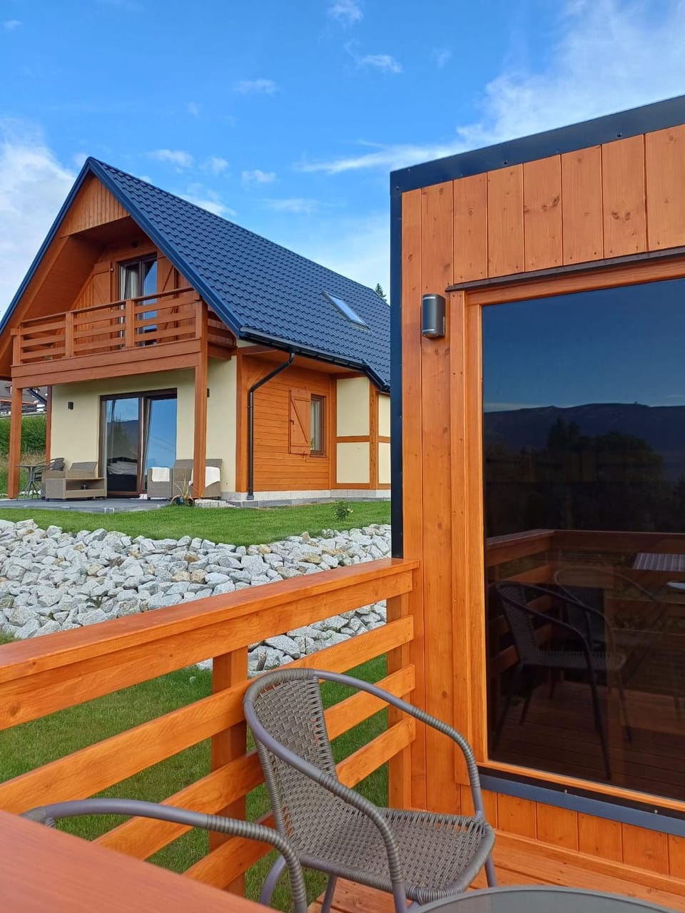 Property building, Patio, Sauna, Balcony/Terrace