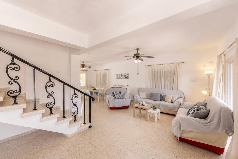 Ayia Thekla Sea Breeze Villa Villa in Sotira