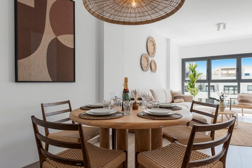 Casa Isa - Luxury Penthouse Seaview Apartment in Estepona