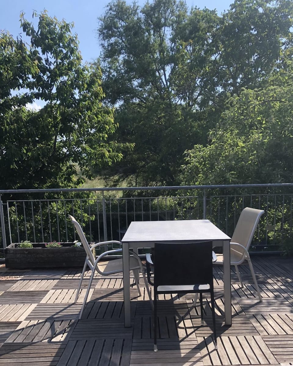 Property building, View (from property/room), Balcony/Terrace, Dining area