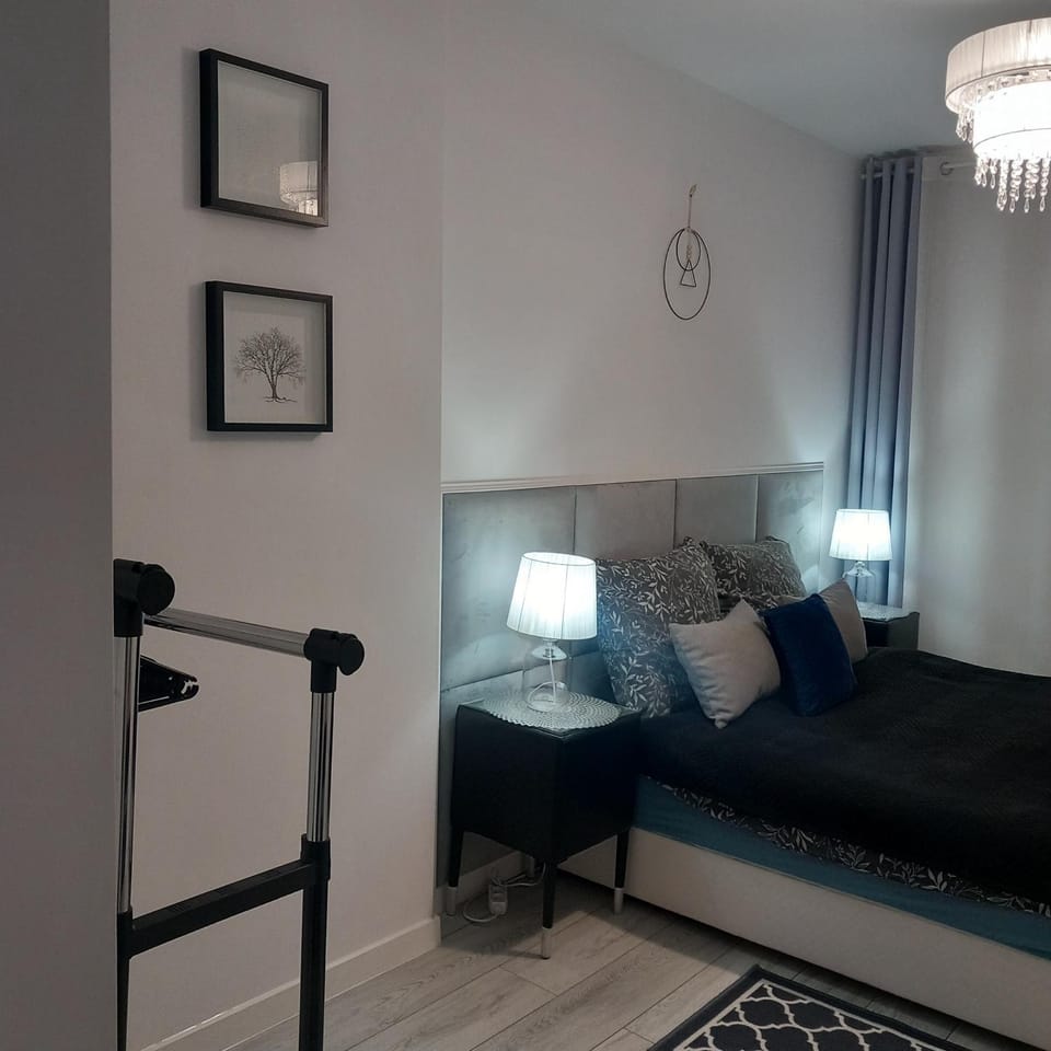 Apartament z kominkiem RetroGlam Apartment in Lower Silesian Voivodeship