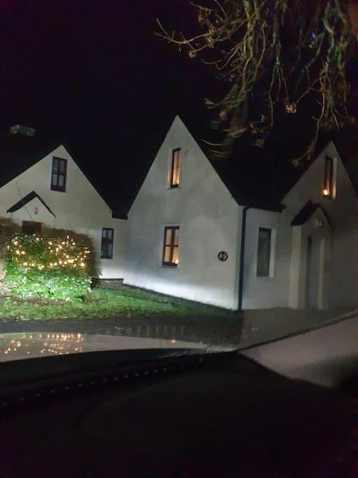 Clifden Glen Cottage House in County Mayo