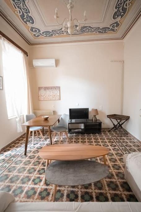 Art House Central Apartment in Heraklion