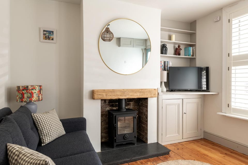 Living room, flat iron