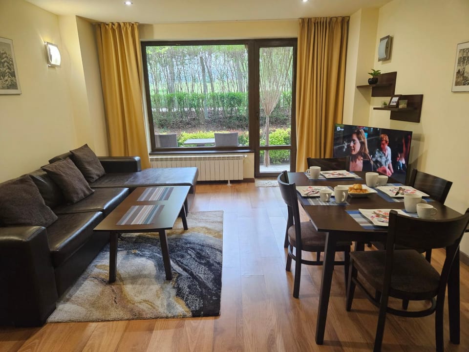 TERRA COMPLEX B4 - Private apartment - Golf, Skiing & SPA Apartment in Blagoevgrad Province