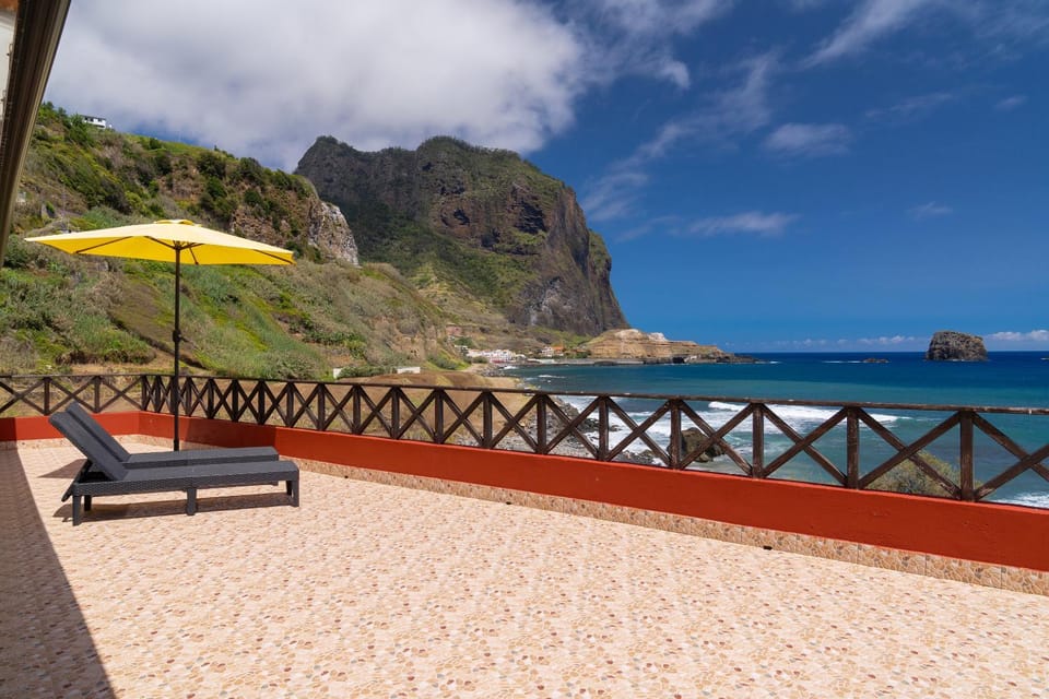 Patio, Mountain view, sunbed