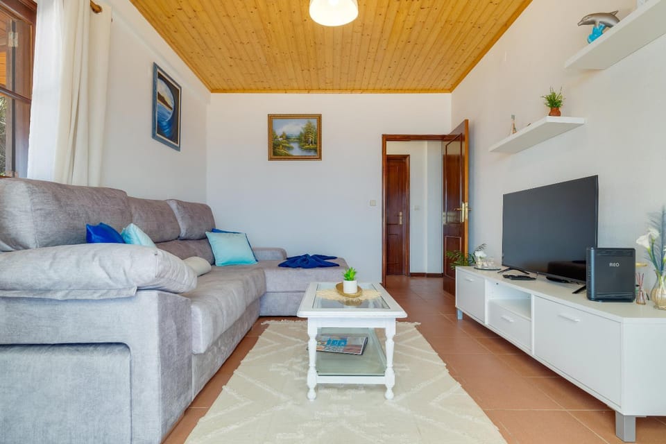 Communal lounge/ TV room, Seating area, Evening entertainment