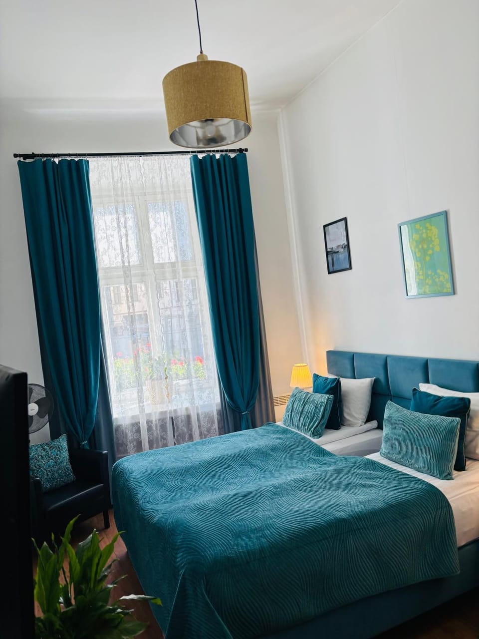 Bed, Balcony/Terrace, Bedroom, City view