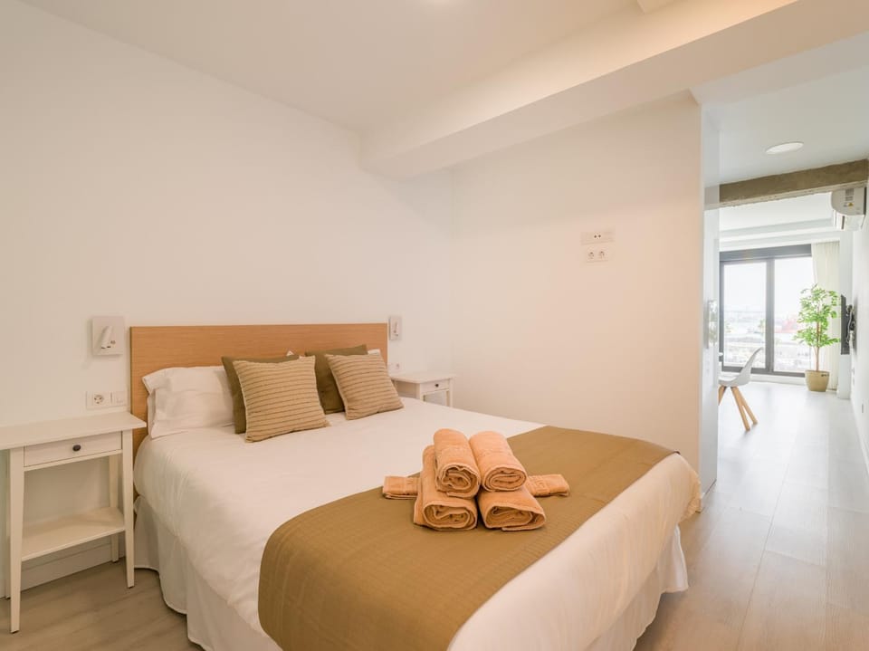 Bed, Bedroom