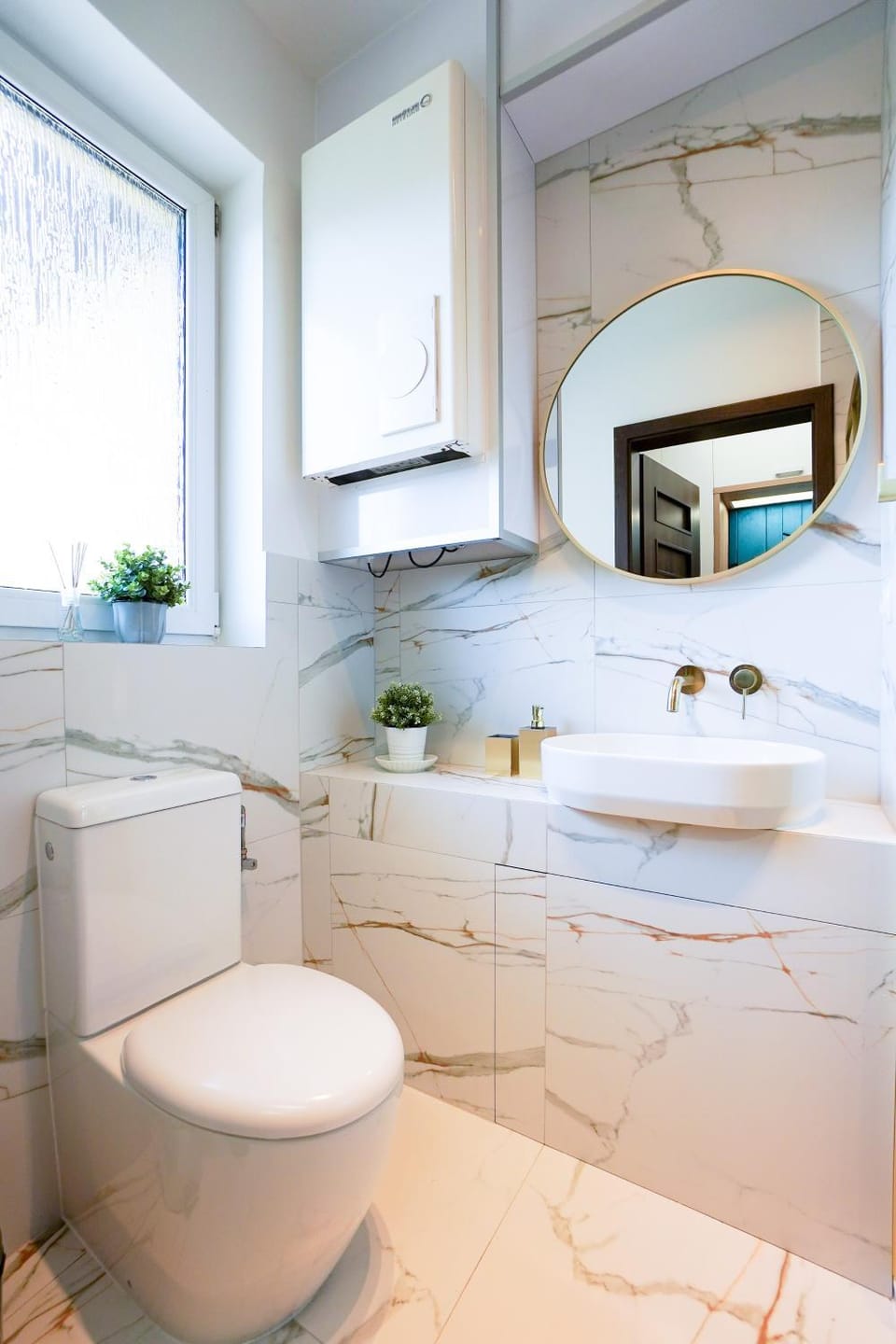 Toilet, Bathroom