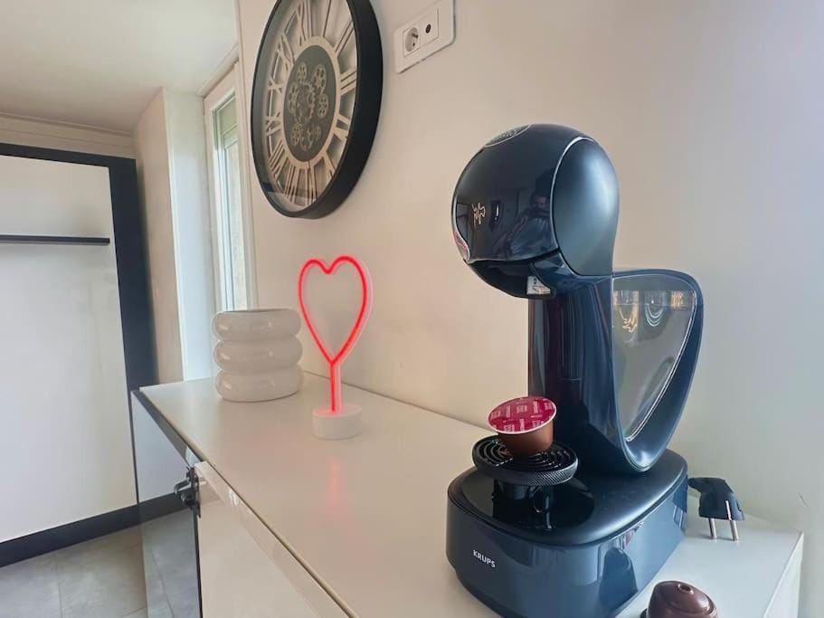 Le Néon Dijonnais Apartment in Dijon