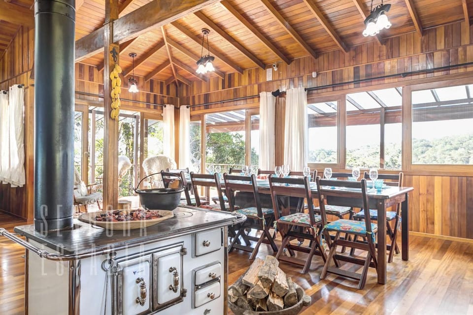 Canarinho Ranch, Wood Stove, with a View House in State of Santa Catarina