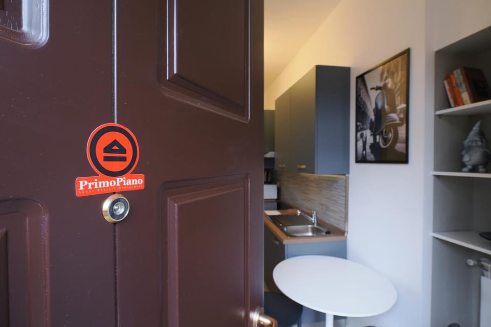 Logo/Certificate/Sign