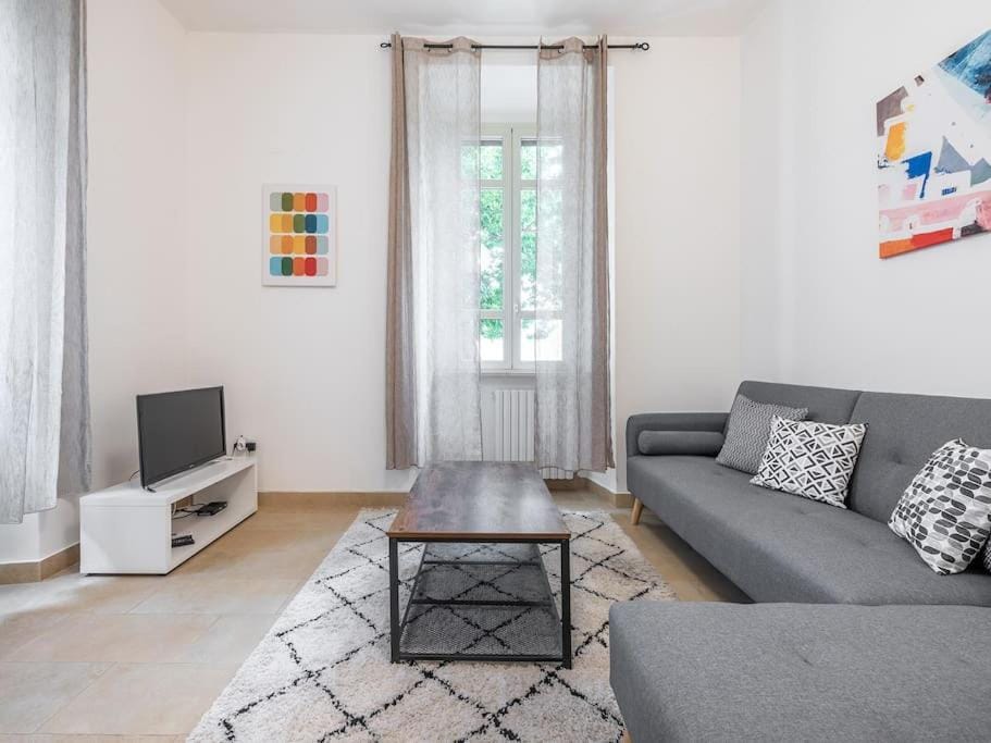 Seating area, Evening entertainment