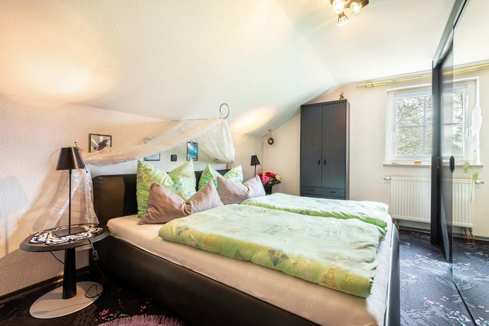 Living room, Bedroom