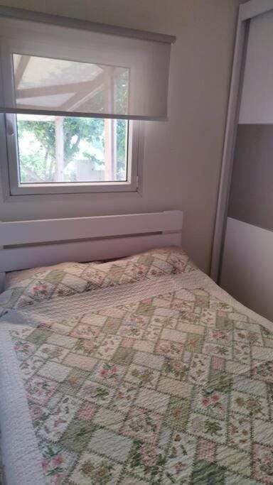 יחידה במקום שקט ליד פארק הקישון Apartment in Haifa District