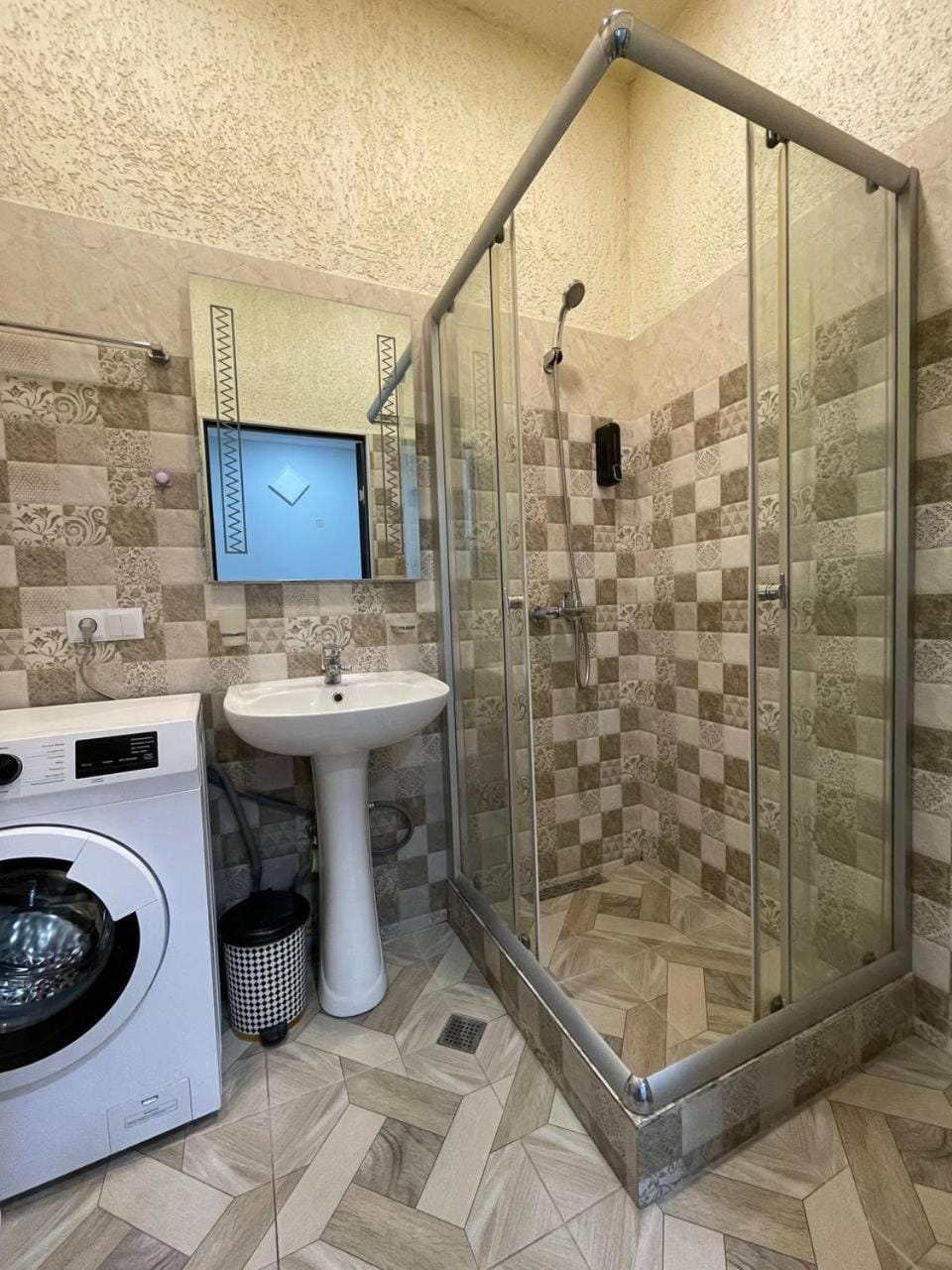 Shower, washing machine