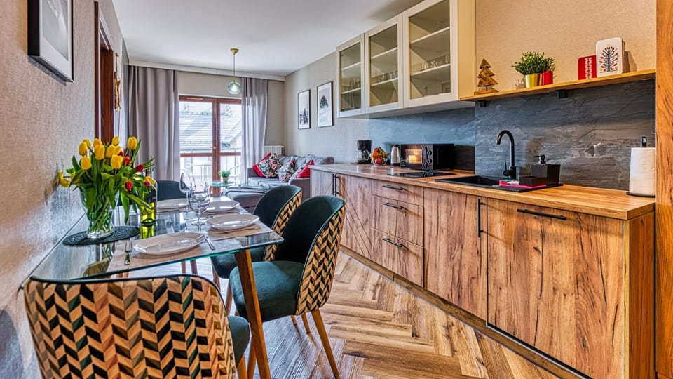 Apartament A12 Green Resort z Basenem, Sauną, Jacuzzi blisko Norweskiej Polany - 5D Apartments Apartment in Lower Silesian Voivodeship