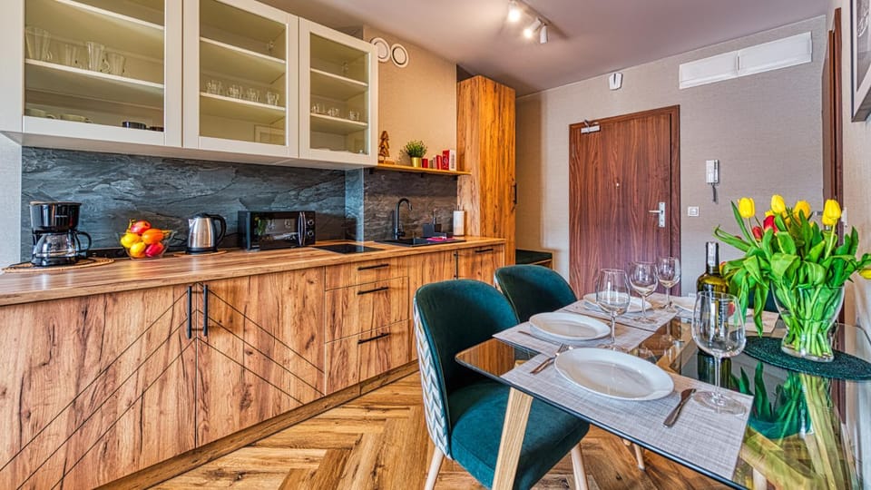 Apartament A12 Green Resort z Basenem, Sauną, Jacuzzi blisko Norweskiej Polany - 5D Apartments Apartment in Lower Silesian Voivodeship