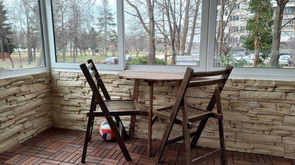 Day, Balcony/Terrace, Parking