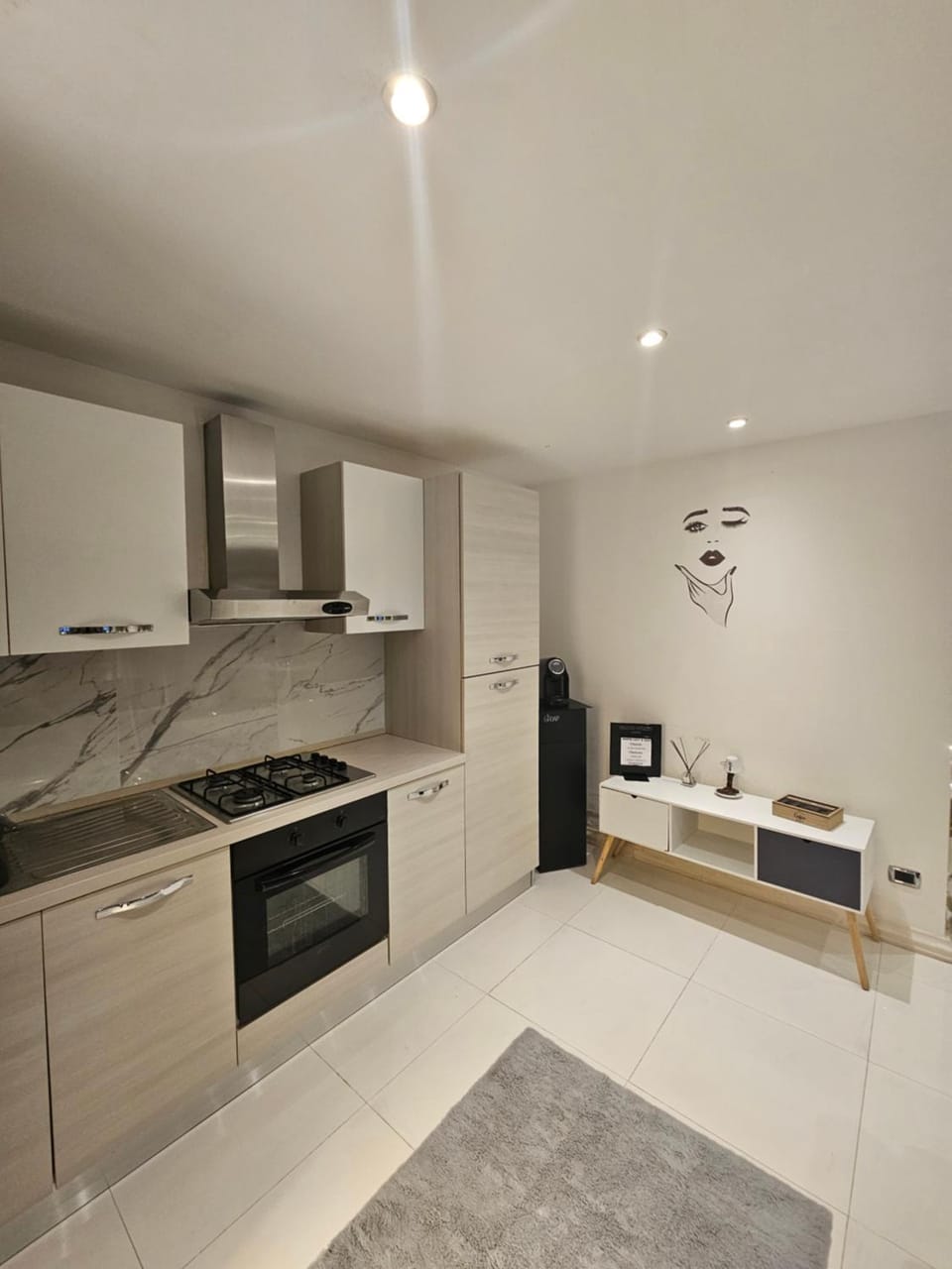 Kitchen or kitchenette