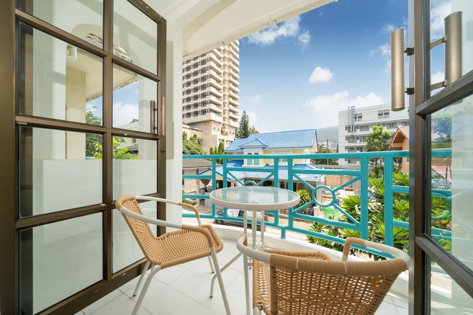View (from property/room), Balcony/Terrace