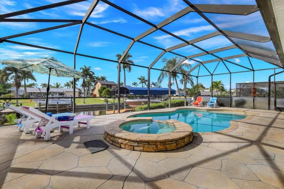 Villa Sunshine Villa in Cape Coral