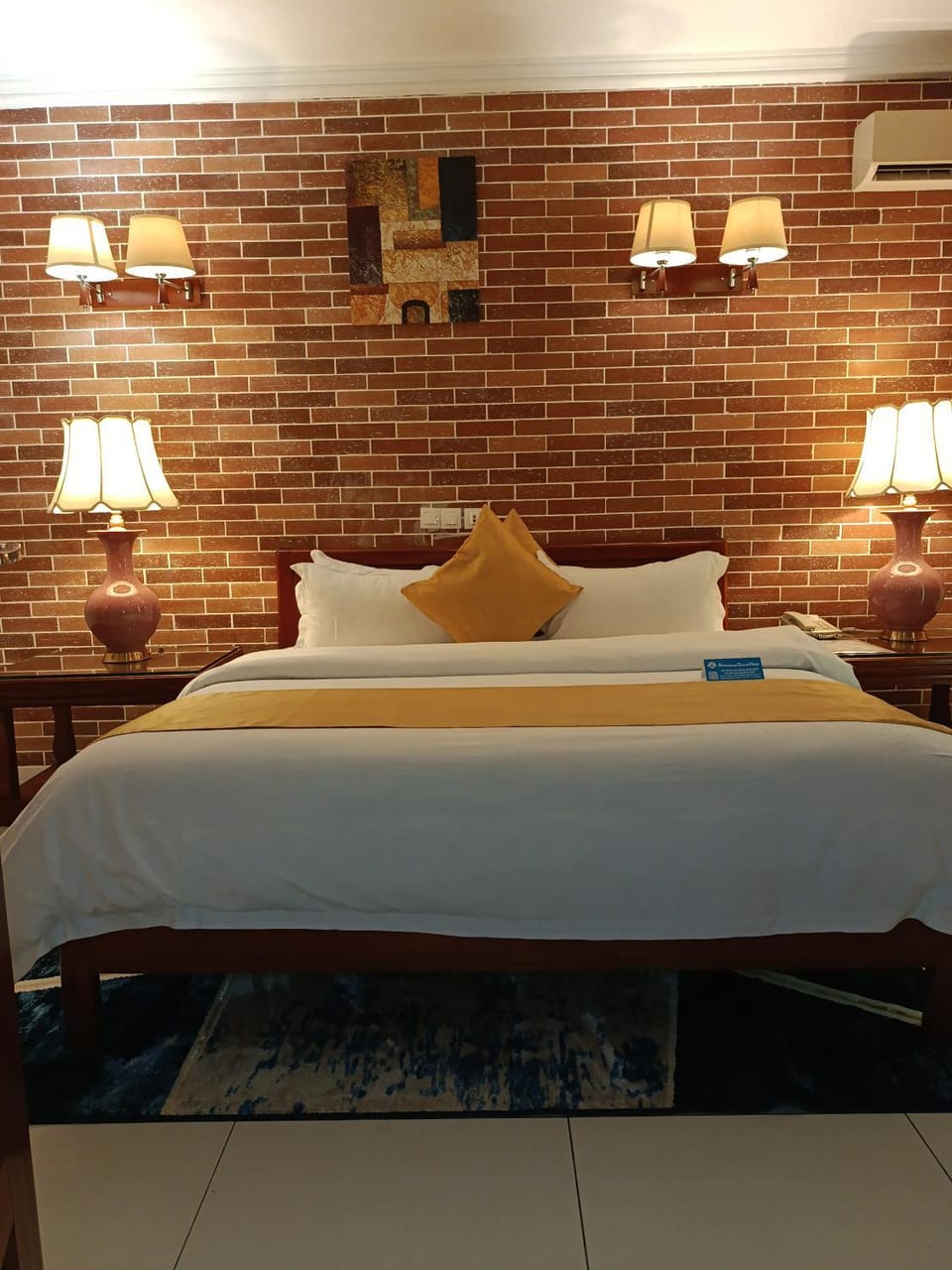 Photo of the whole room