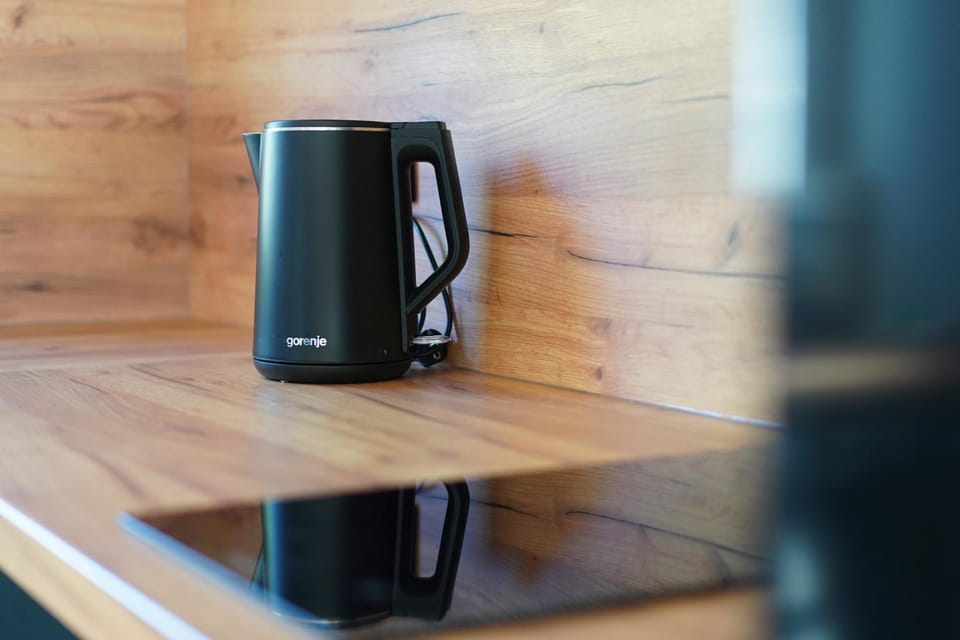 Coffee/tea facilities, Kitchen or kitchenette