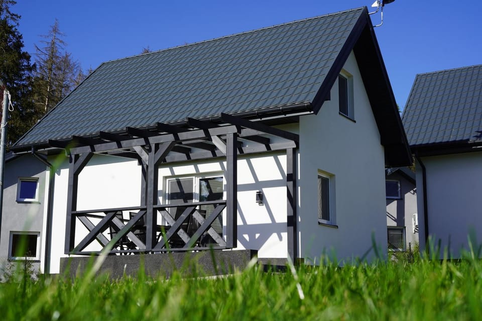 Property building, Spring, Day