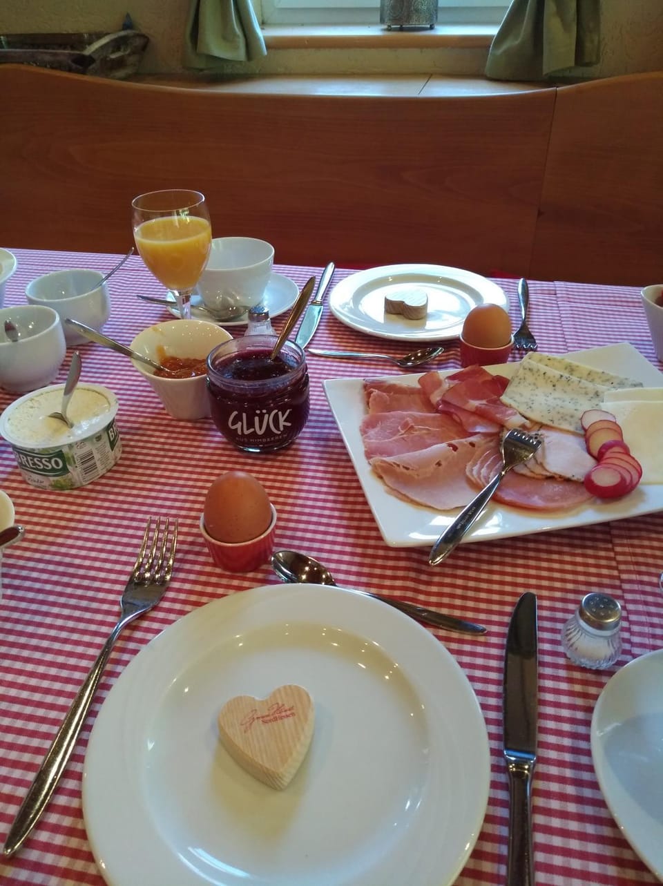 Breakfast, Continental breakfast