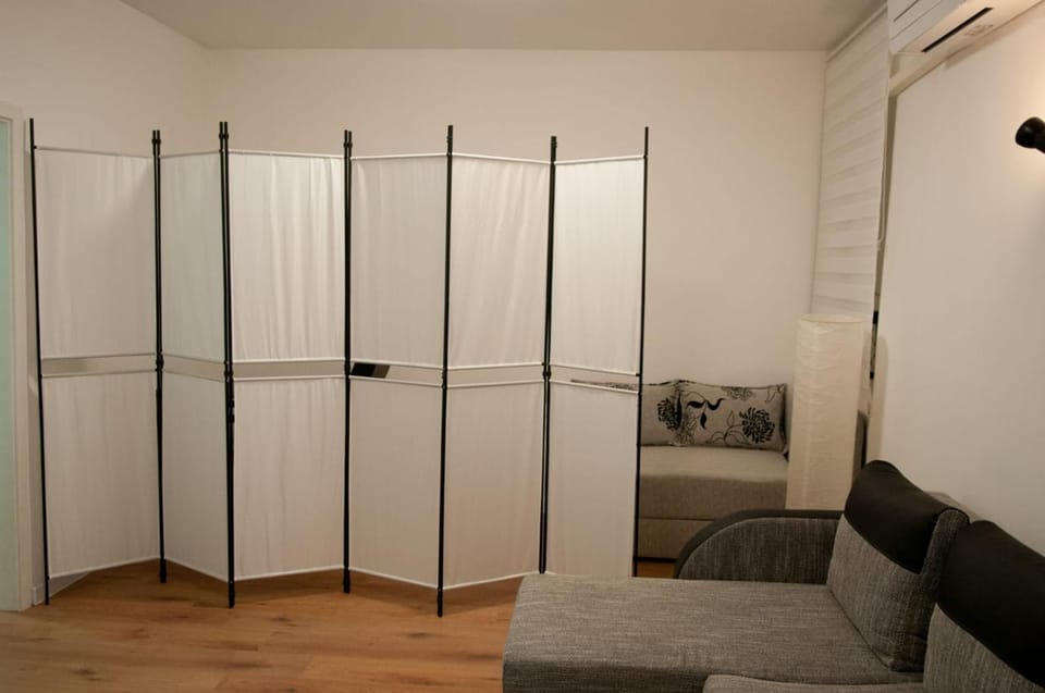 GROTTA Apartment in Dubrovnik-Neretva County