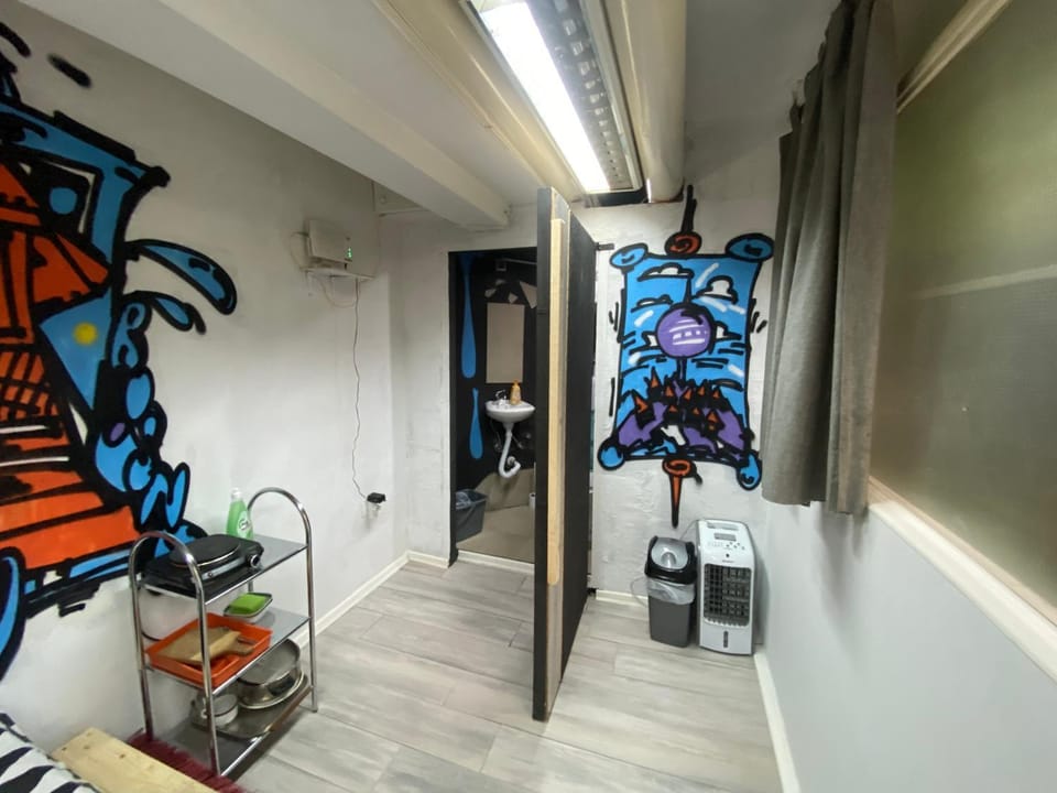 Papagajka ART free parking for motorcycles in garden Apartment in Sarajevo