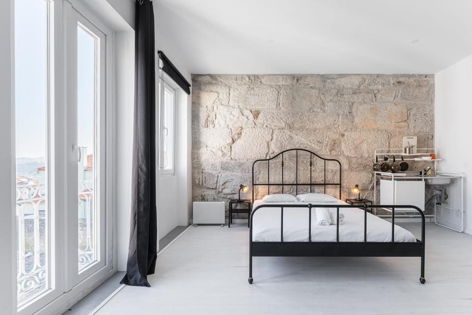 PortoNest Downtown Studios Apartment in Porto