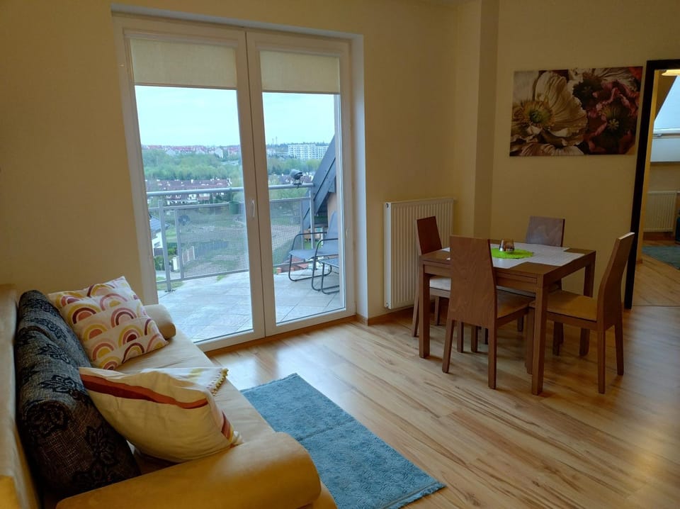 View (from property/room), Balcony/Terrace, Seating area