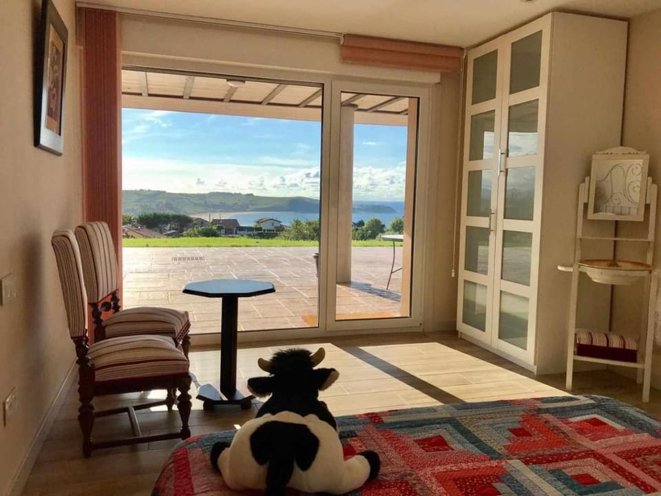 APARTAMENTO EN LA GLORIA BENDITA Apartment in Western coast of Cantabria