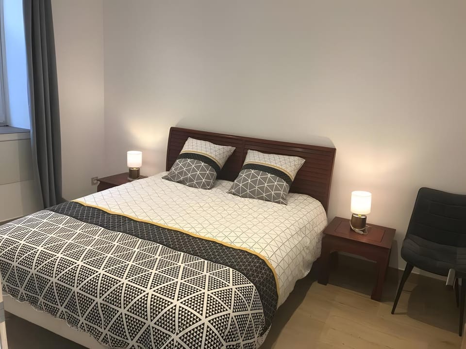 Living room, Bedroom