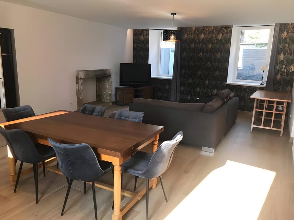 Property building, Living room