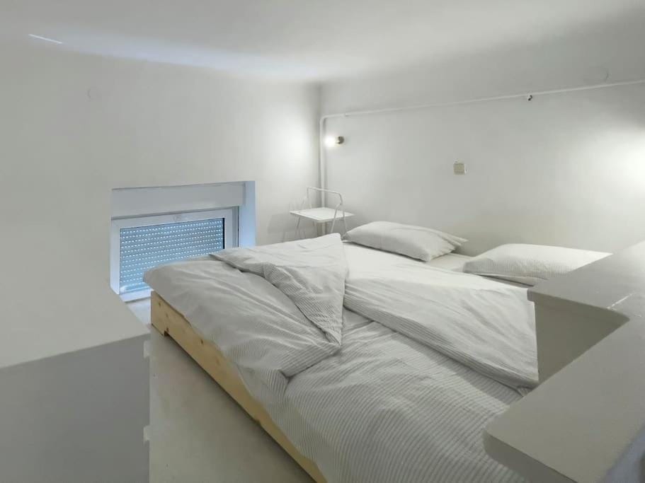 Lotus - Designer apt in city center Apartment in City of Zagreb